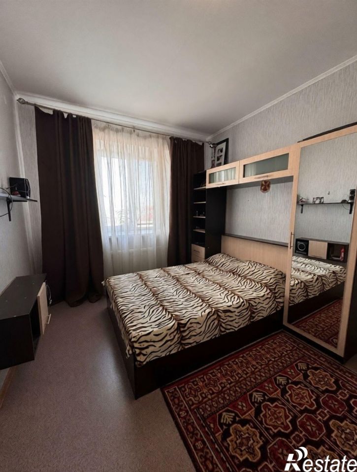 3-комн квартира Виталия Талабаева улица, 8