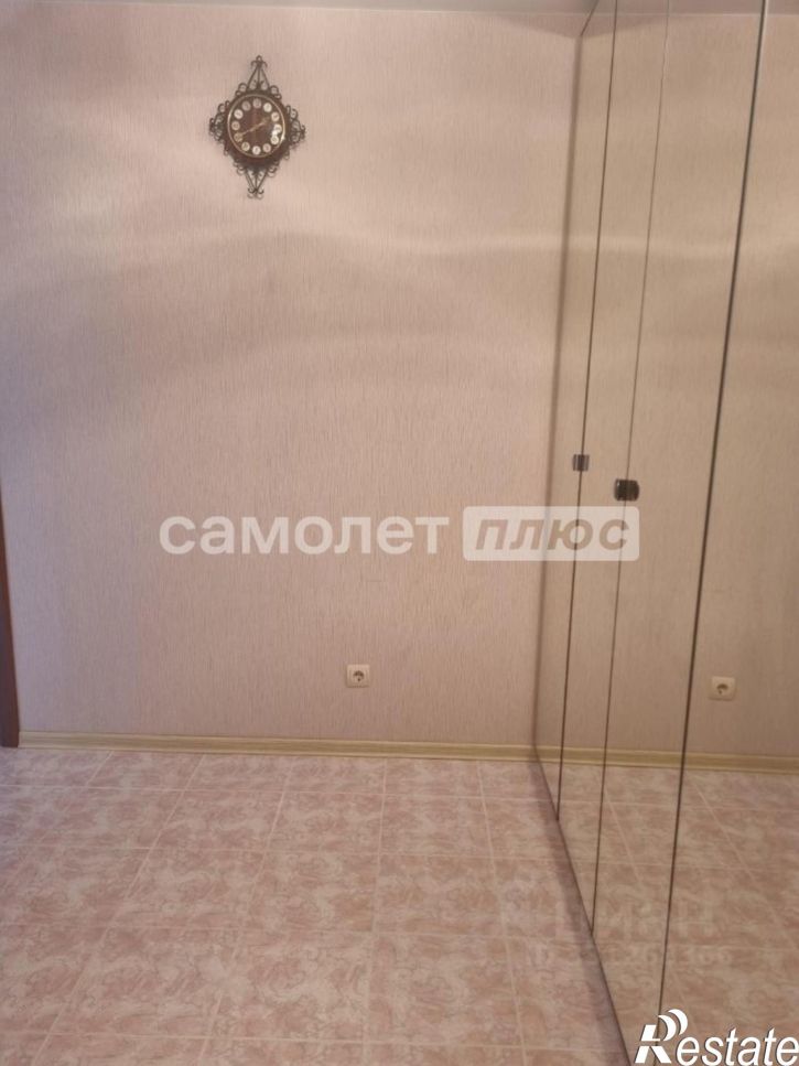 2-комн квартира Гагарина улица, 21