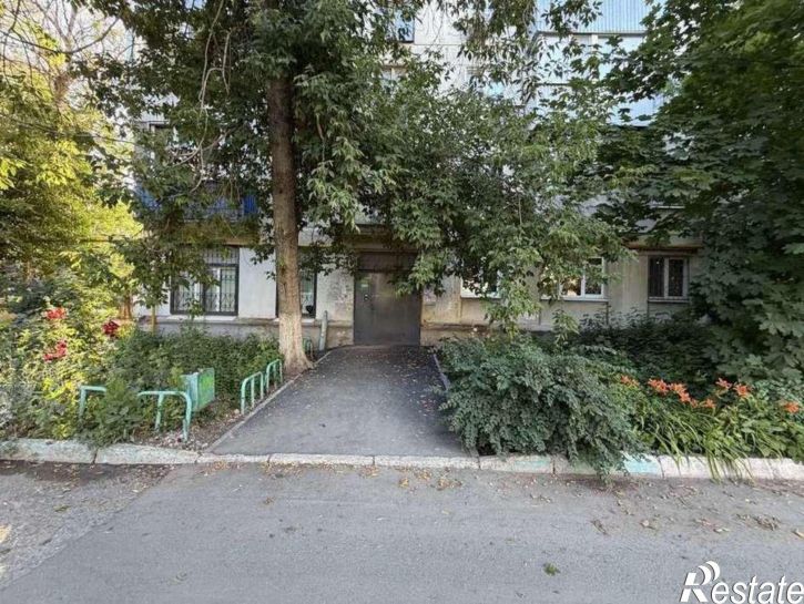 2-комн квартира Скляренко улица, 3