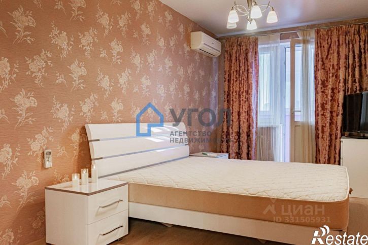 3-комн квартира Революционная улица, 4,  д. 4