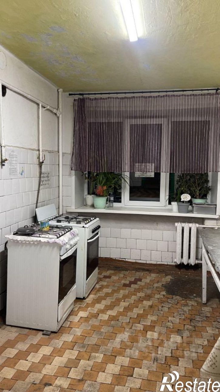 Комната Днепровская улица, 1,  д. 1