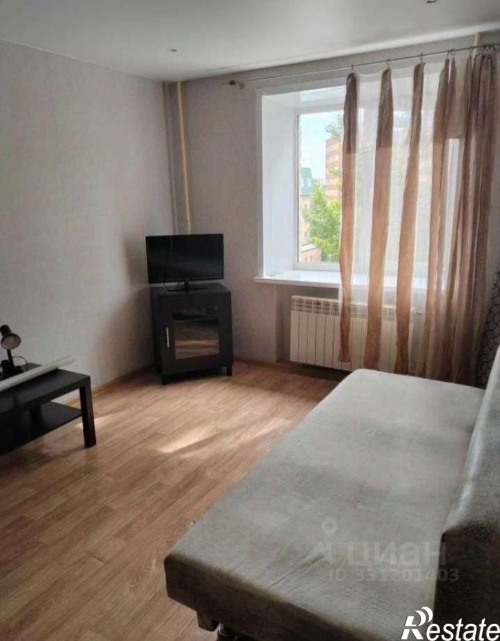 1-комн квартира Запорожская улица, 19,  д. 19