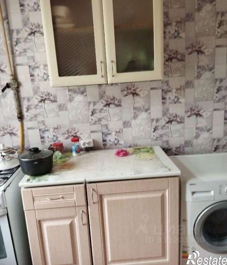 Комната ул Земеца, 28,  д. 28