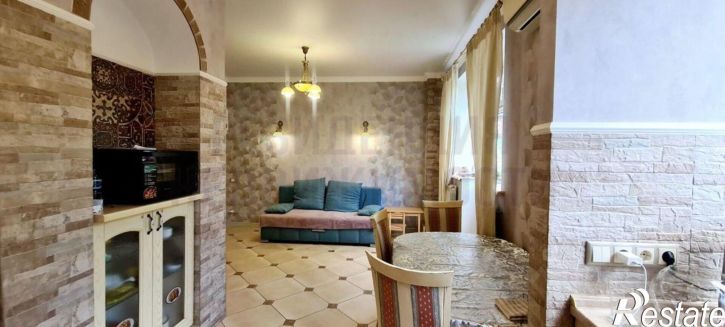 3-комн квартира 8-я просека, 10Д,  д. 10Д