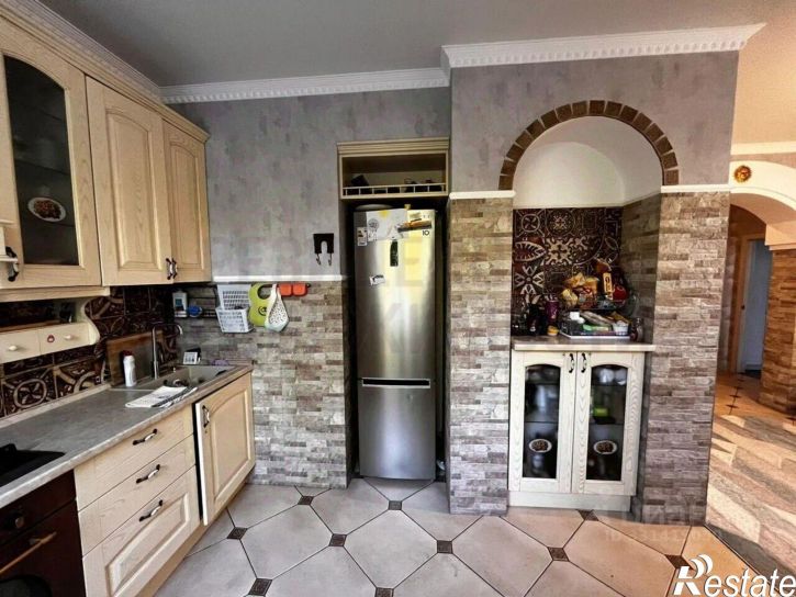 3-комн квартира 8-я просека, 10Д,  д. 10Д
