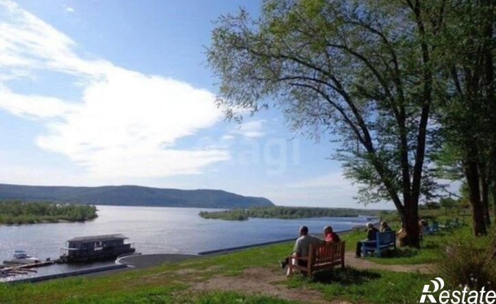 4-комн квартира посёлок Южный, 28,  д. 28