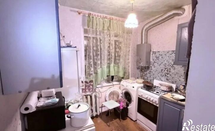 4-комн квартира посёлок Южный, 28,  д. 28