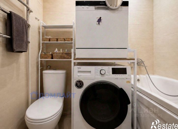 2-комн квартира улица Евгения Золотухина, 22,  д. 22