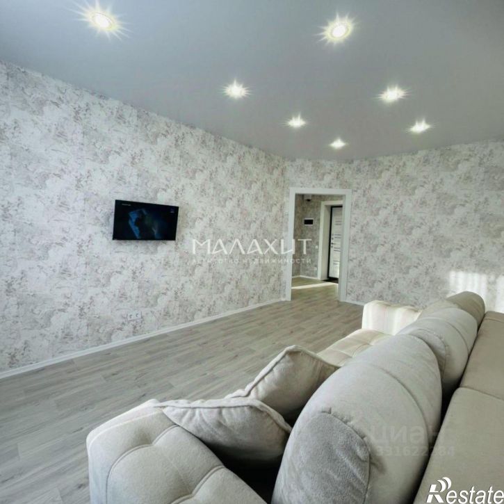1-комн квартира улица Соколова, 32,  д. 32