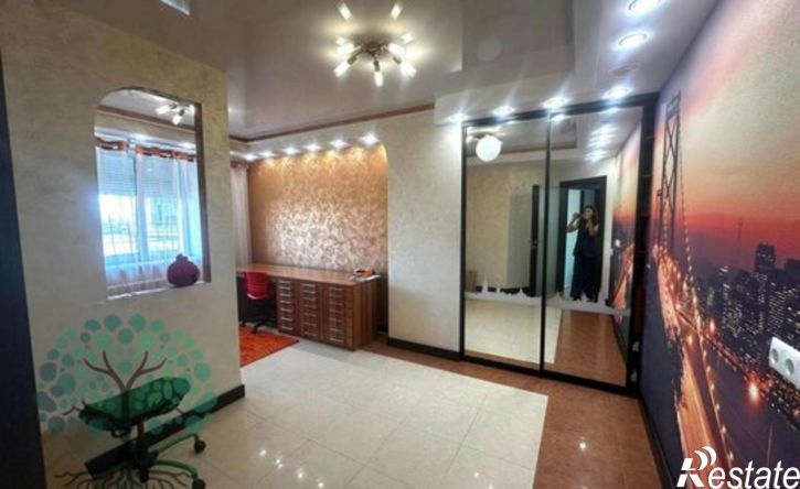 6-комн квартира 5-я просека, 95,  д. 95