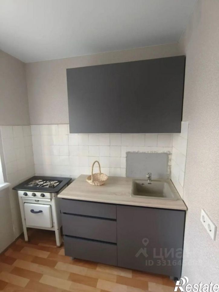2-комн квартира улица Николая Панова, 17,  д. 17
