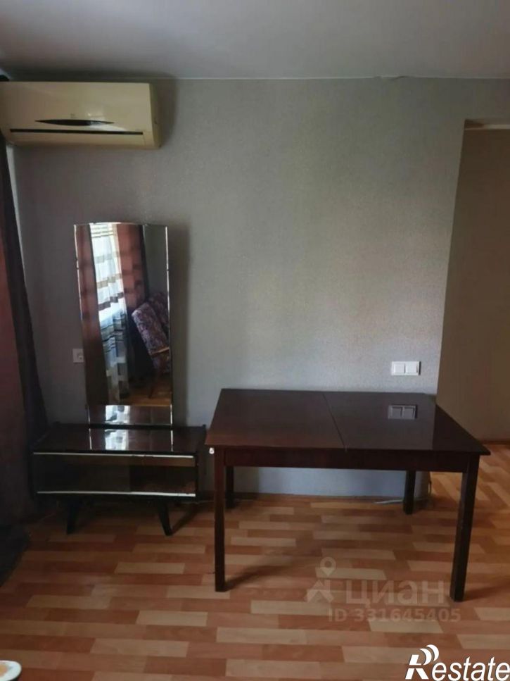 2-комн квартира улица Николая Панова, 17,  д. 17