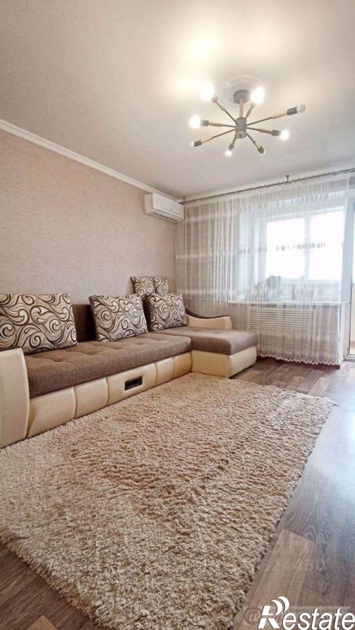 2-комн квартира улица Енисейская,дом 37