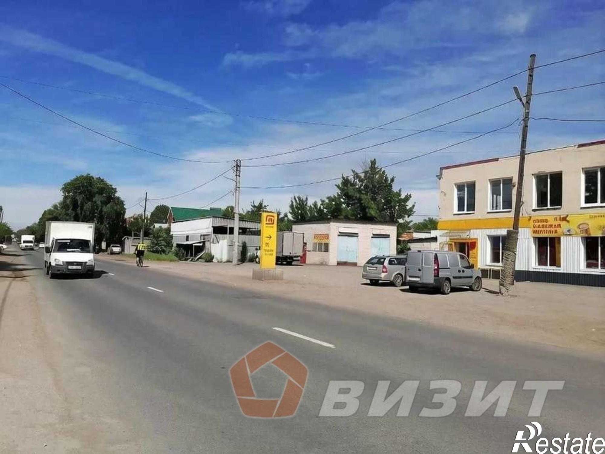 Купить торговое помещение за 33 000 000 рублей на Чекистов улица, 140