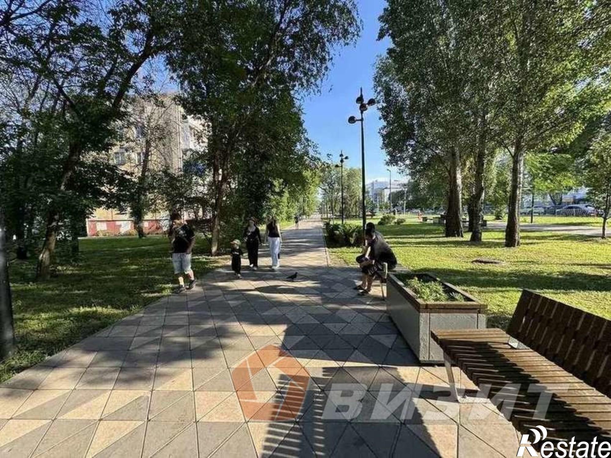 Сдать торговое помещение за 21 000 рублей на Авроры улица, 111