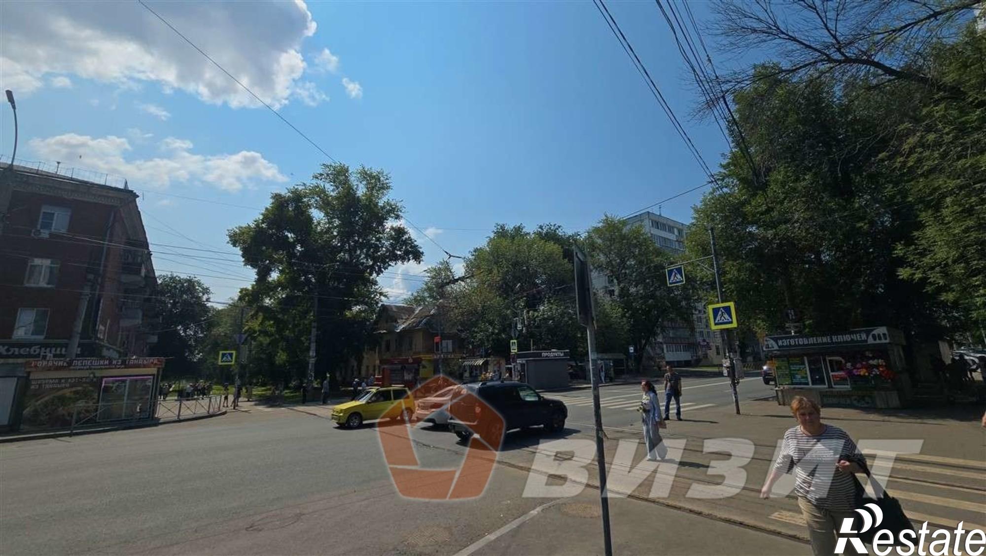 Купить торговое помещение за 9 990 000 рублей на Советская улица, 42