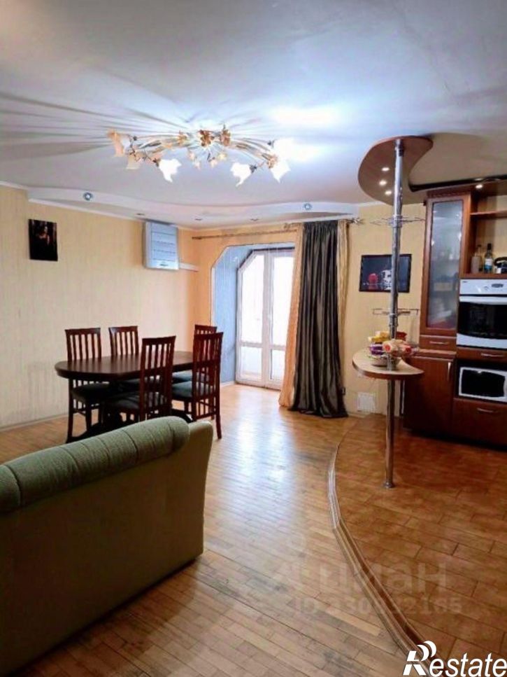 4-комн квартира ул Парусная, 10,  д. 10
