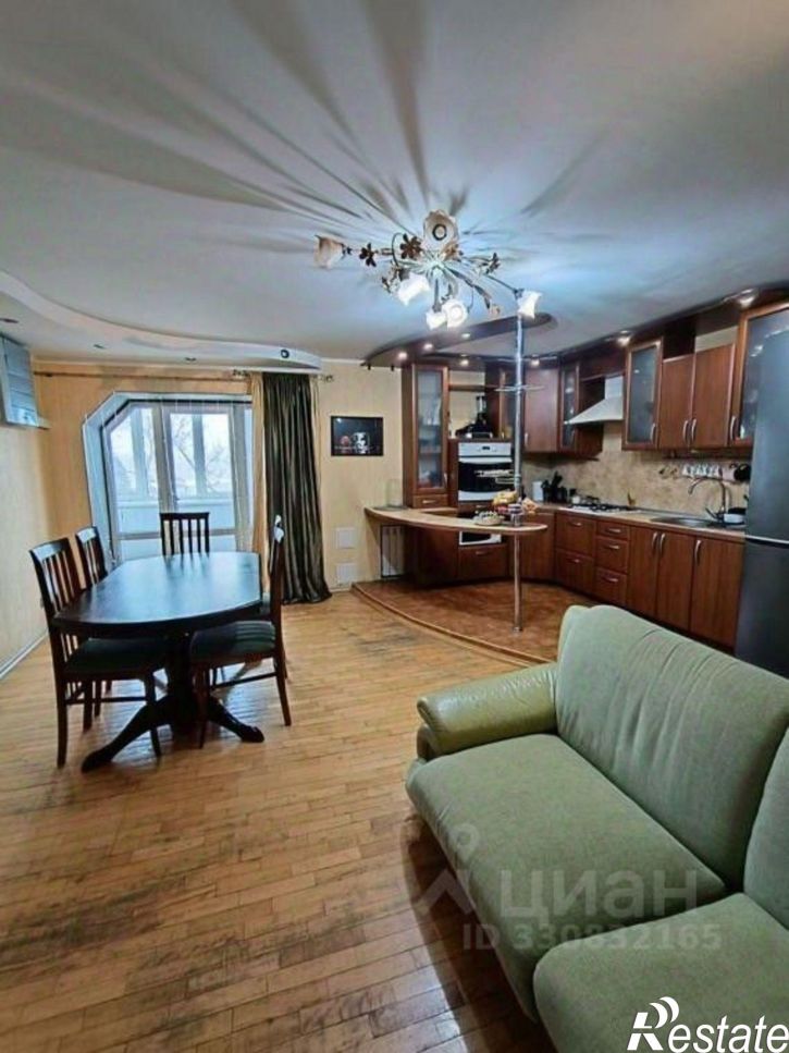 4-комн квартира ул Парусная, 10,  д. 10