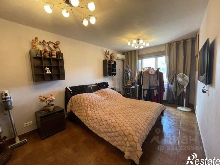 3-комн квартира ул Ново-Вокзальная, 15,  д. 15
