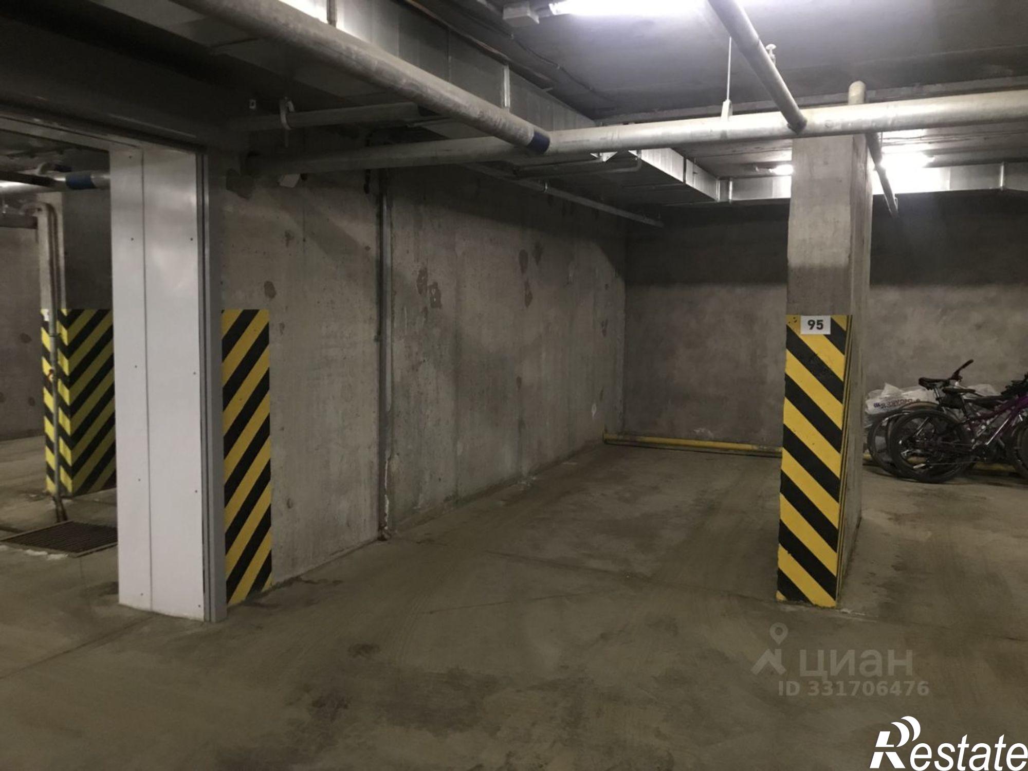 Купить гараж, место в паркинге за 2 650 000 рублей на пр-кт Кирова, 322А 3