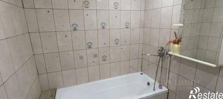 1-комн квартира ул Никонова, 1,  д. 1