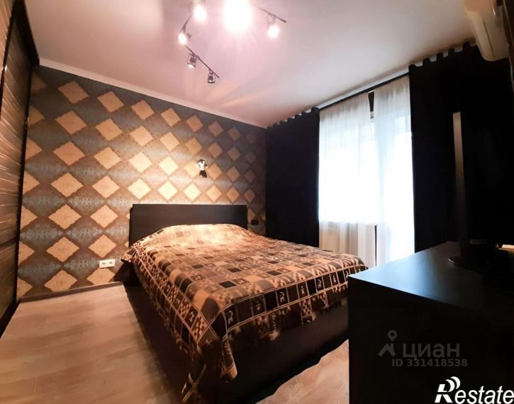 3-комн квартира ул Челюскинцев, 10,  д. 10