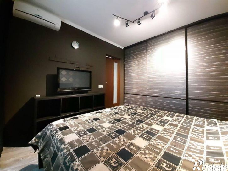 3-комн квартира ул Челюскинцев, 10,  д. 10