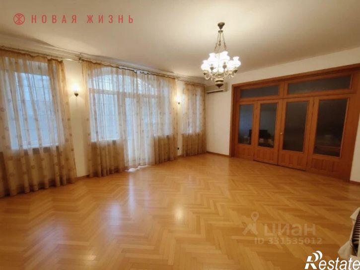 5-комн квартира ул Фрунзе, 142,  д. 142