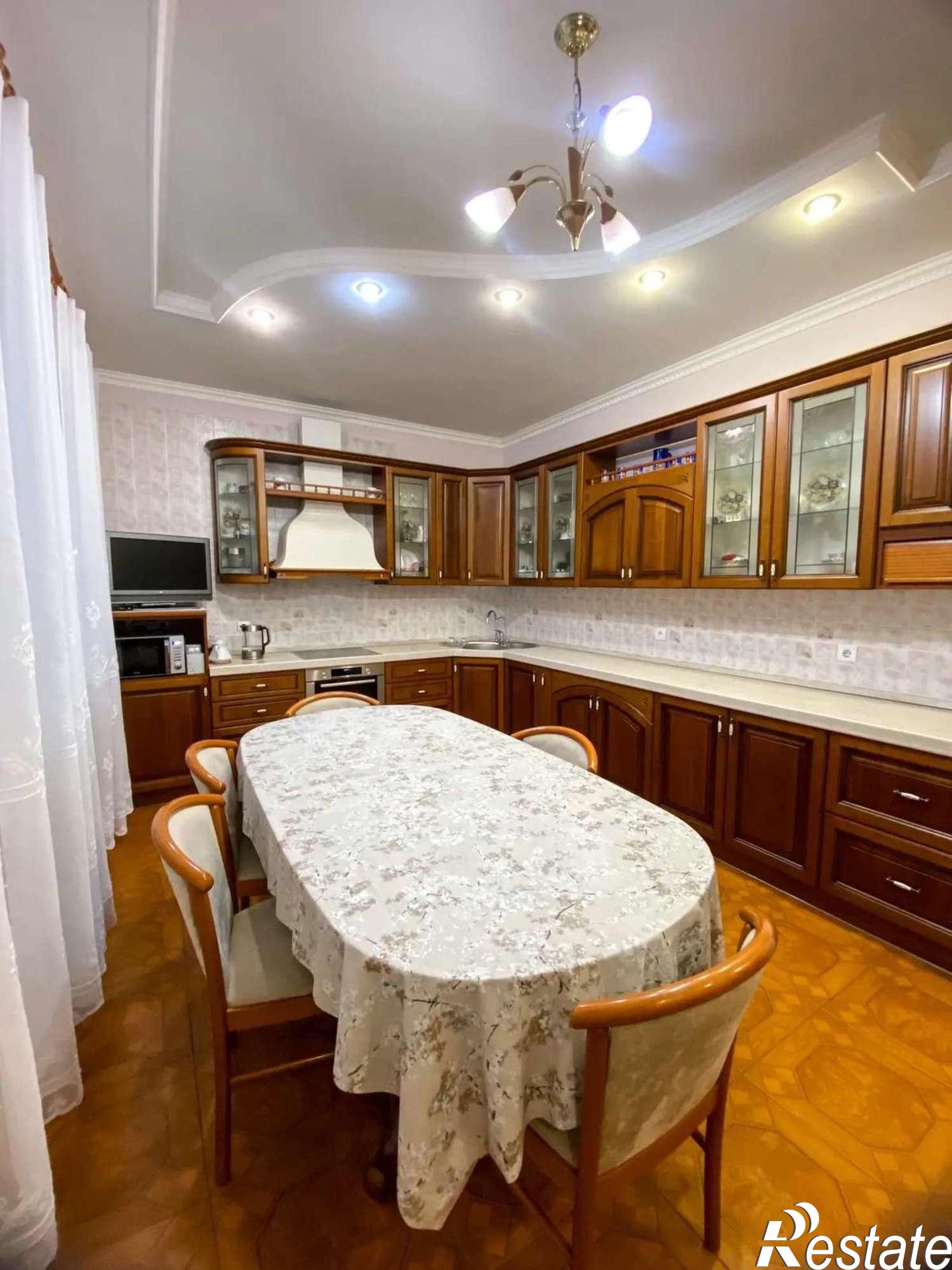 Купить квартиру за 22 000 000 рублей на Солнечная улица, 53