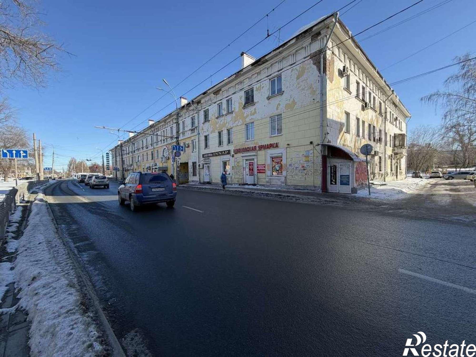 Купить торговое помещение за 32 000 000 рублей на Кирова проспект, 48