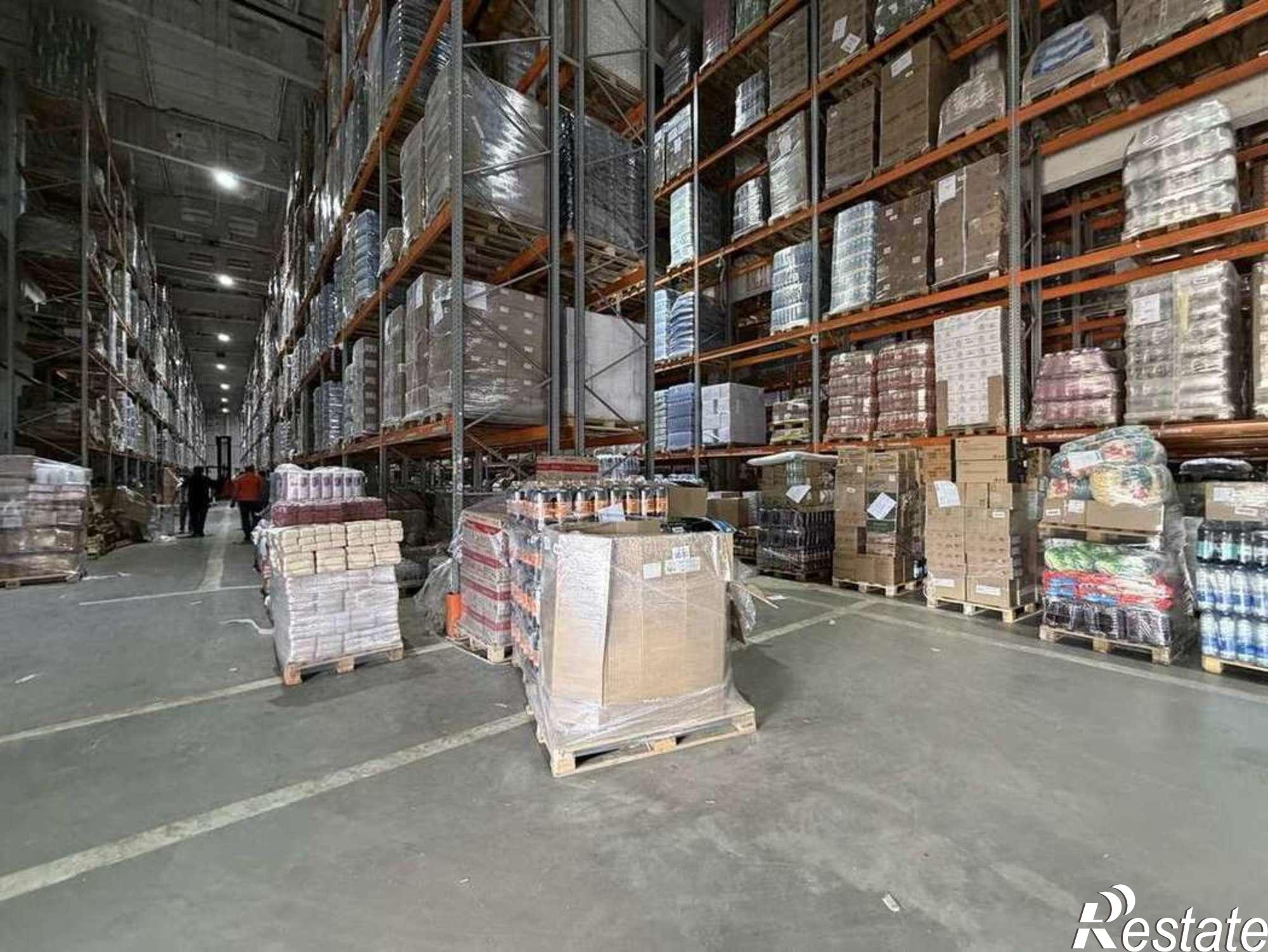 Сдать складское помещение за 5 160 000 рублей на Заводская улица, 3