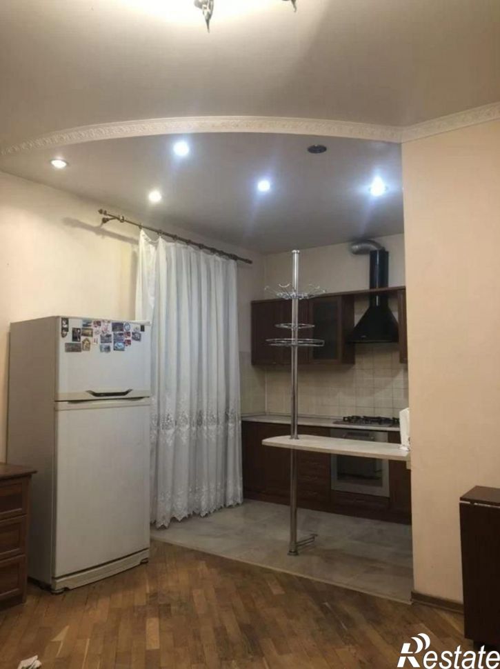 Студия Молодогвардейская улица, 38