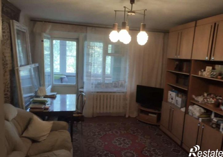 3-комн квартира Елизарова улица, 68