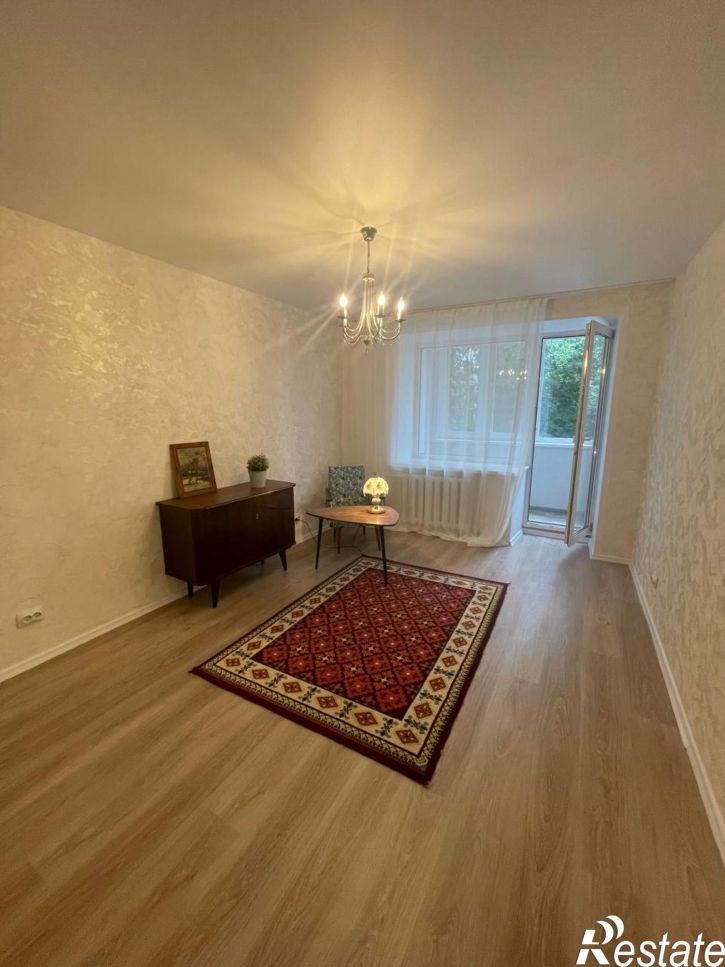 3-комн квартира Авроры улица, 181