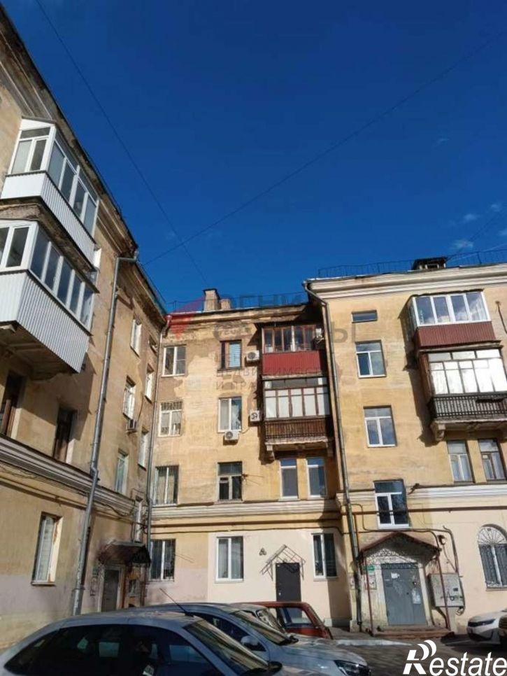 2-комн квартира Строителей улица, 22