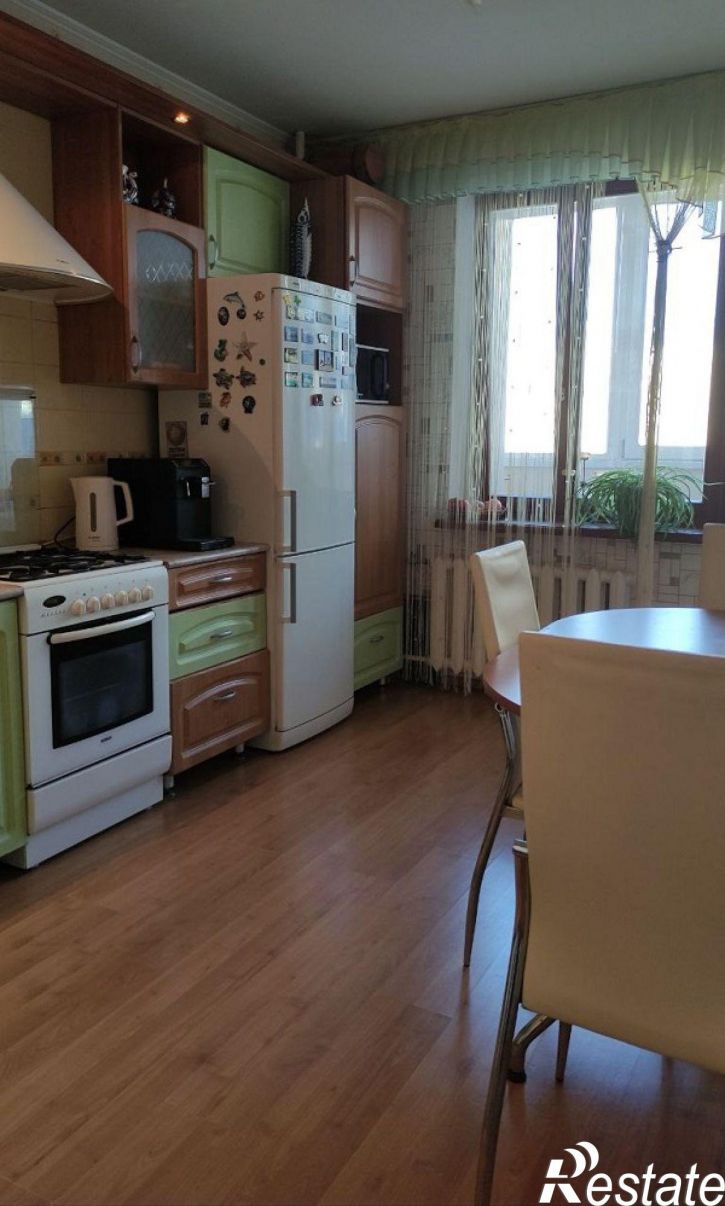 3-комн квартира Академика Платонова улица, 10к2