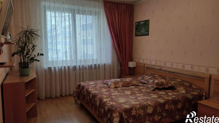 3-комн квартира Академика Платонова улица, 10к2