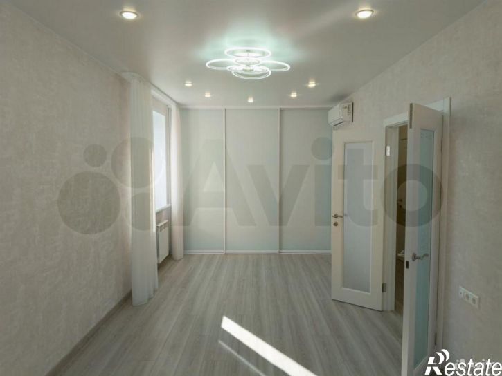 2-комн квартира Ново-Садовая улица, 215Б