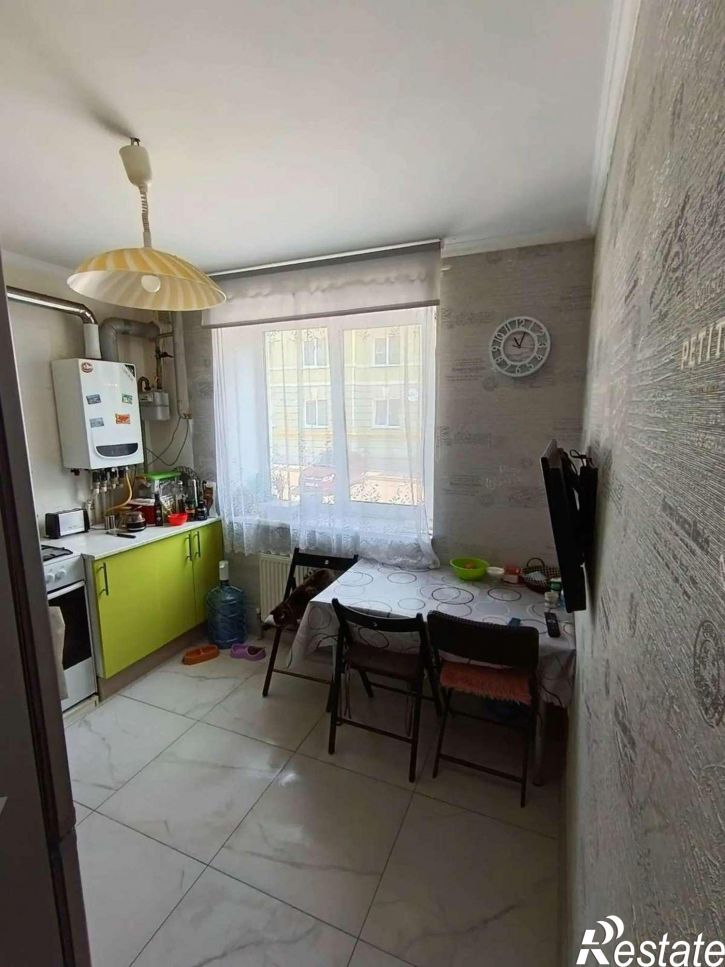 2-комн квартира Евгения Золотухина улица, 36