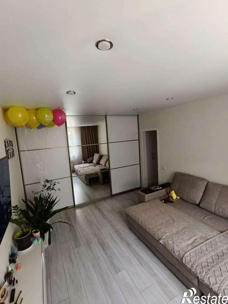 2-комн квартира Евгения Золотухина улица, 36