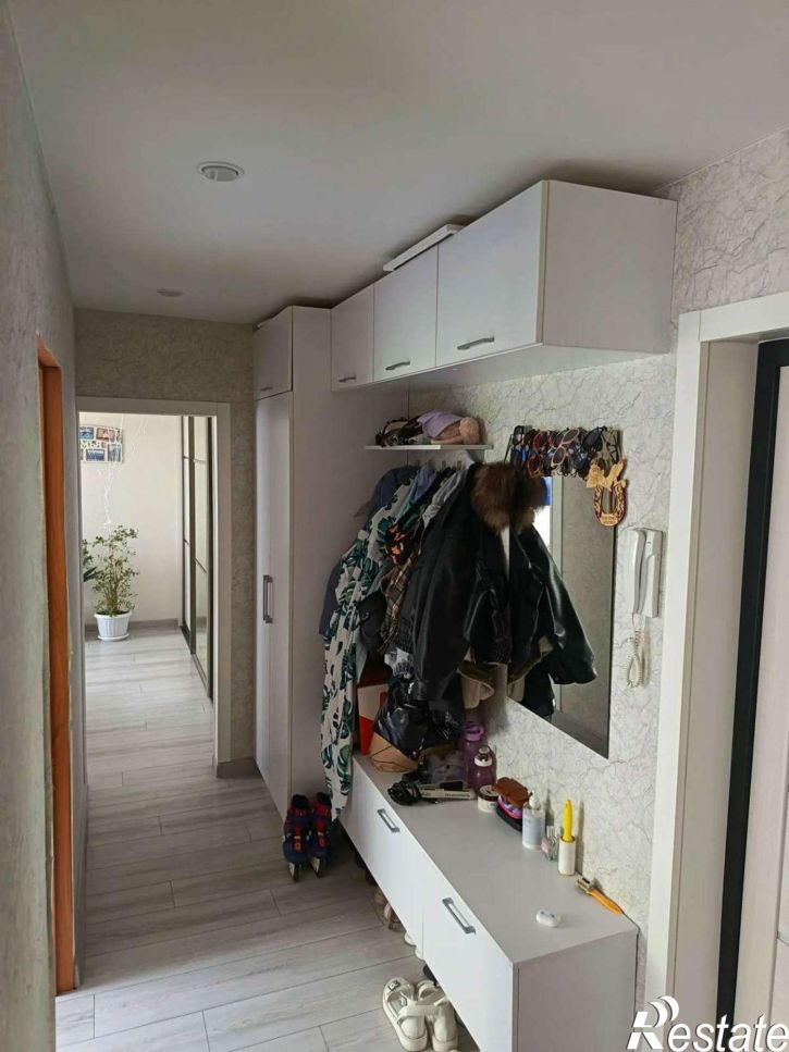 2-комн квартира Евгения Золотухина улица, 36