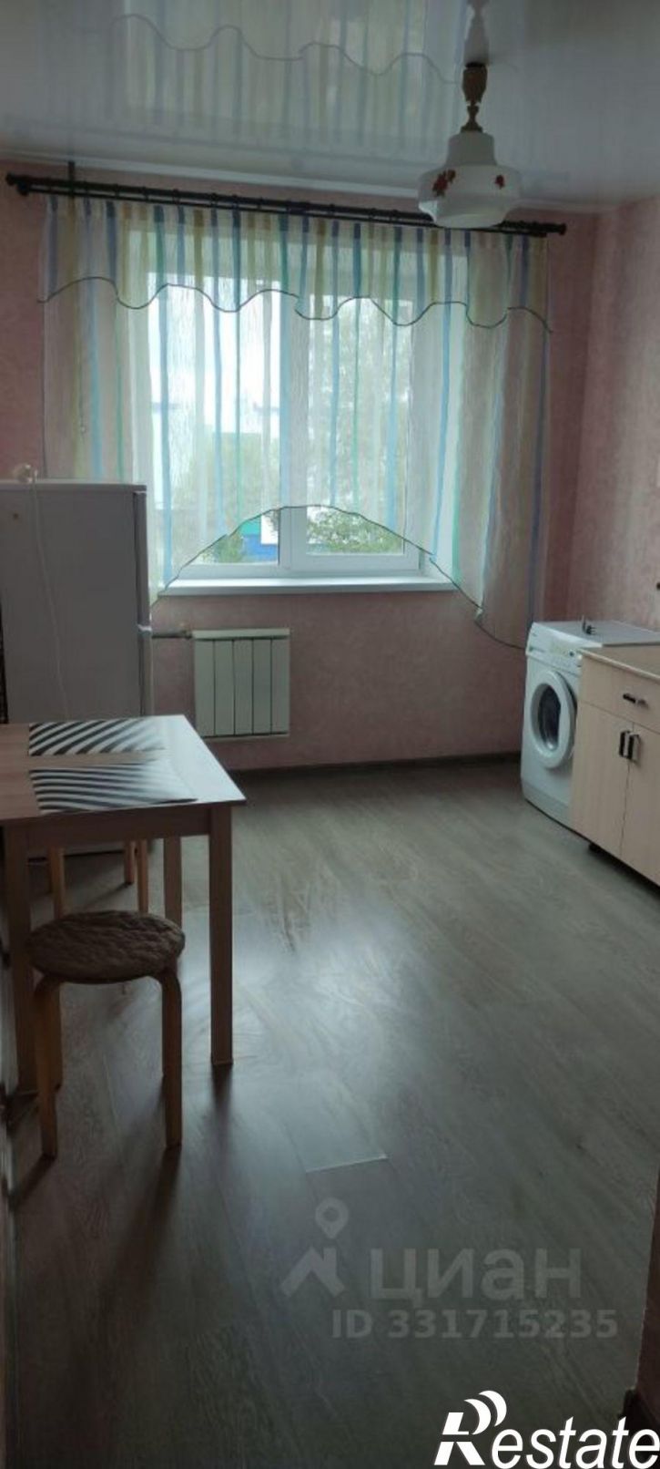 1-комн квартира ул Парижской Коммуны, 24А,  д. 24А
