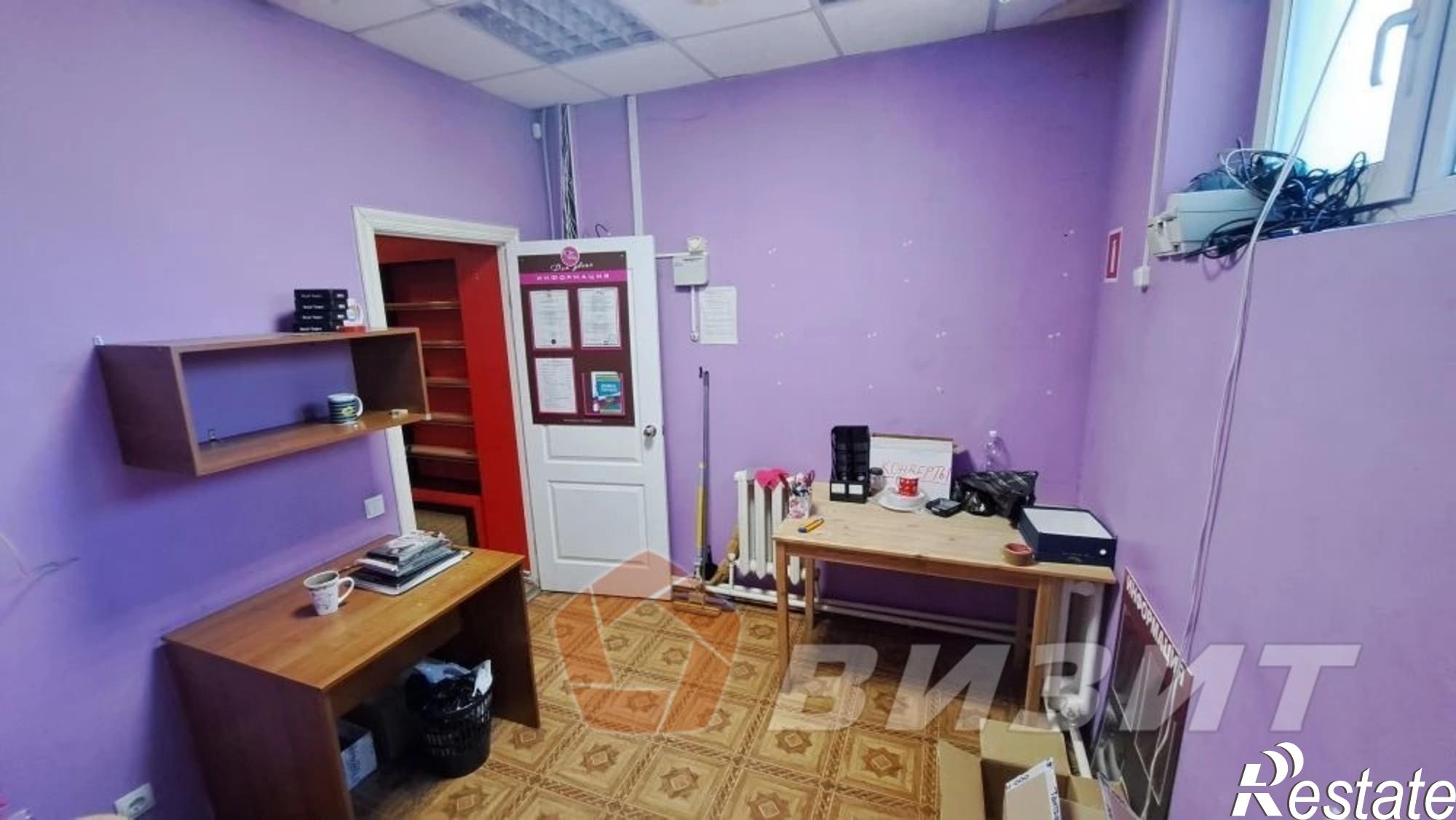Сдать торговое помещение за 100 000 рублей на Авроры улица, 211А