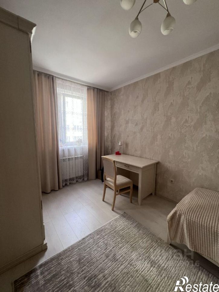3-комн квартира ул Аэродромная, 98Б,  д. 98Б