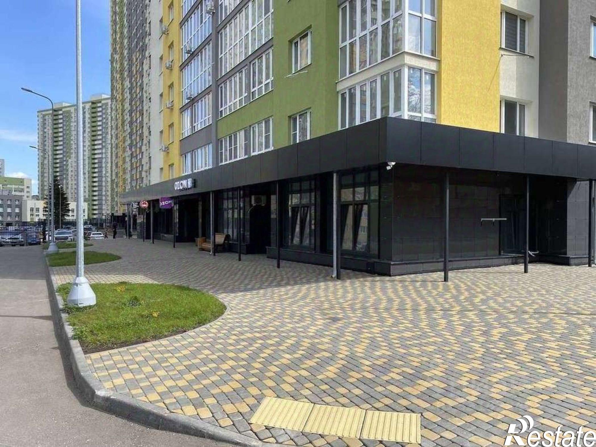 Купить торговое помещение за 25 250 000 рублей на ул Революционная, 101