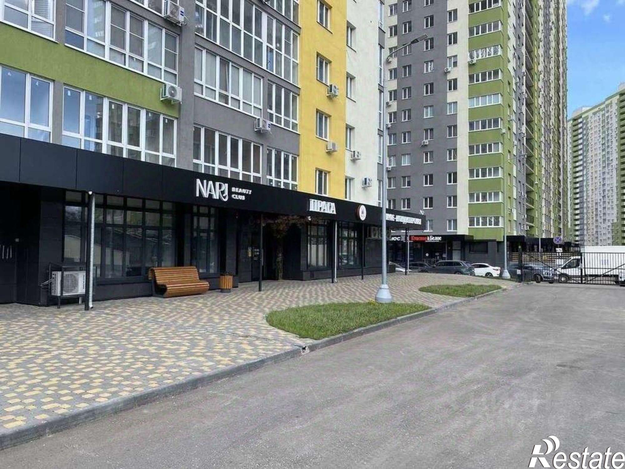 Купить торговое помещение за 25 250 000 рублей на ул Революционная, 101