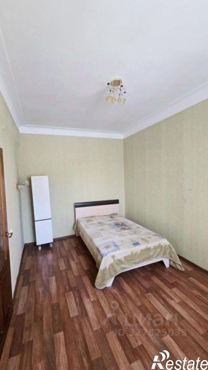 4-комн квартира ул Ново-Вокзальная, 9,  д. 9