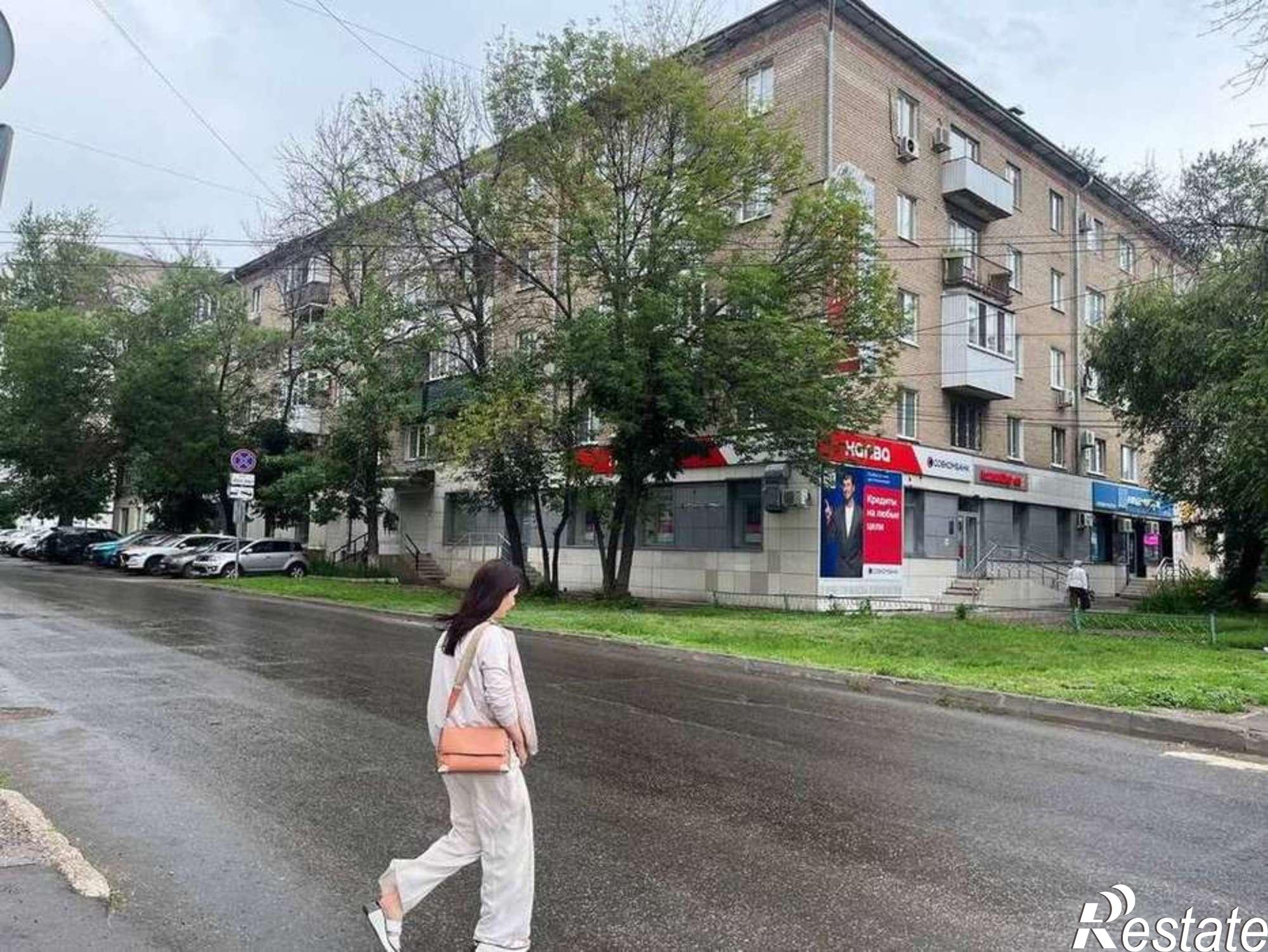 Сдать торговое помещение за 226 000 рублей на Митирева пр-т, 16