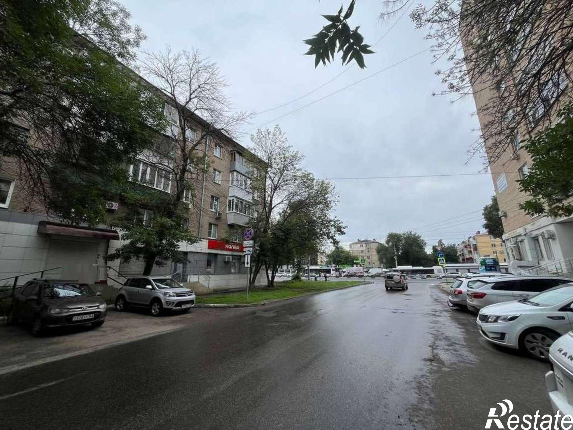 Сдать торговое помещение за 226 000 рублей на Митирева пр-т, 16