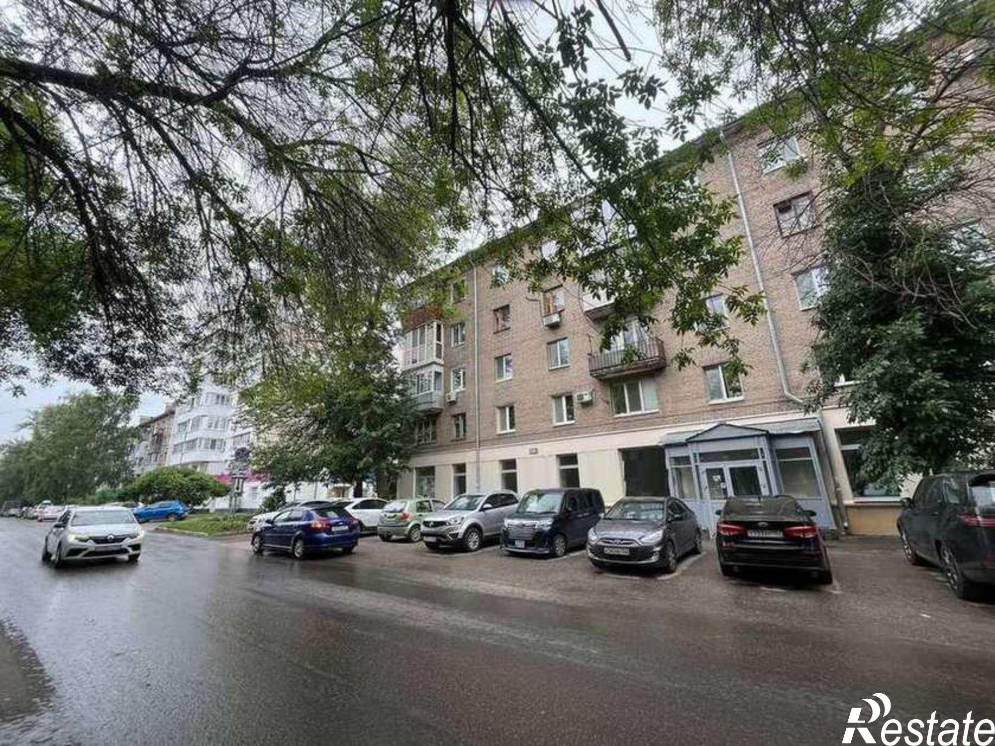 Сдать торговое помещение за 226 000 рублей на Митирева пр-т, 16